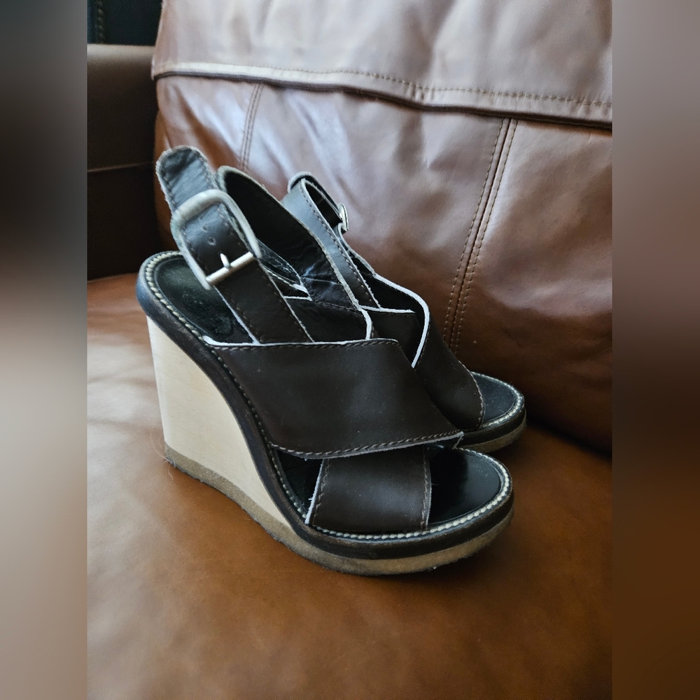 CHLOE Leather PLATFORM WEDGE SANDALS Size 36